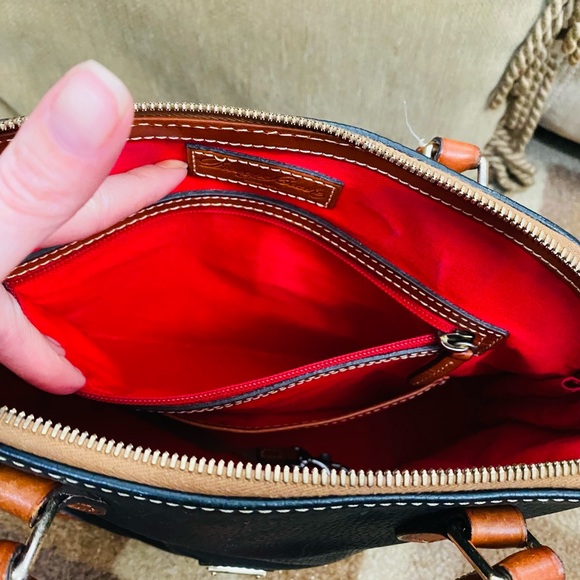 Dooney & Bourke zip zip satchel - Picture 6 of 11